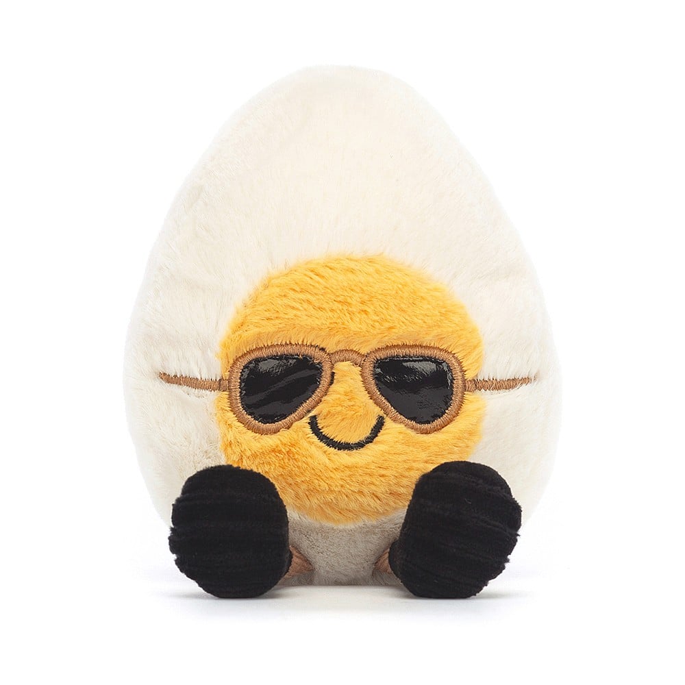 Amuseable Chic Egg