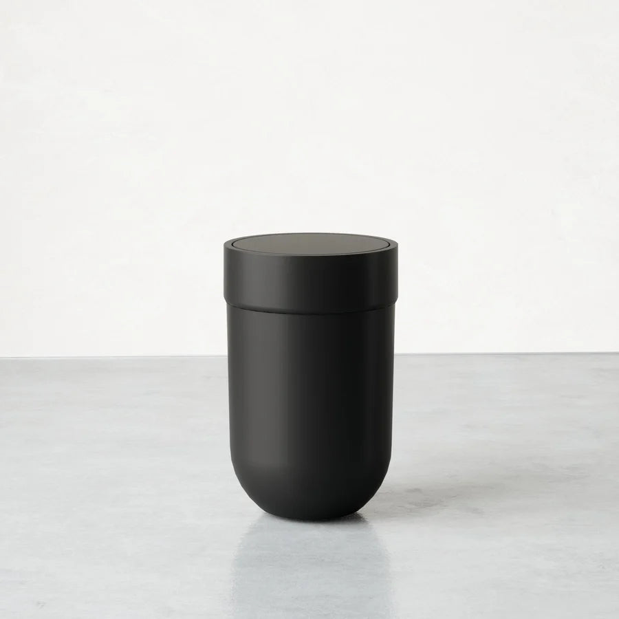 #colour_Black