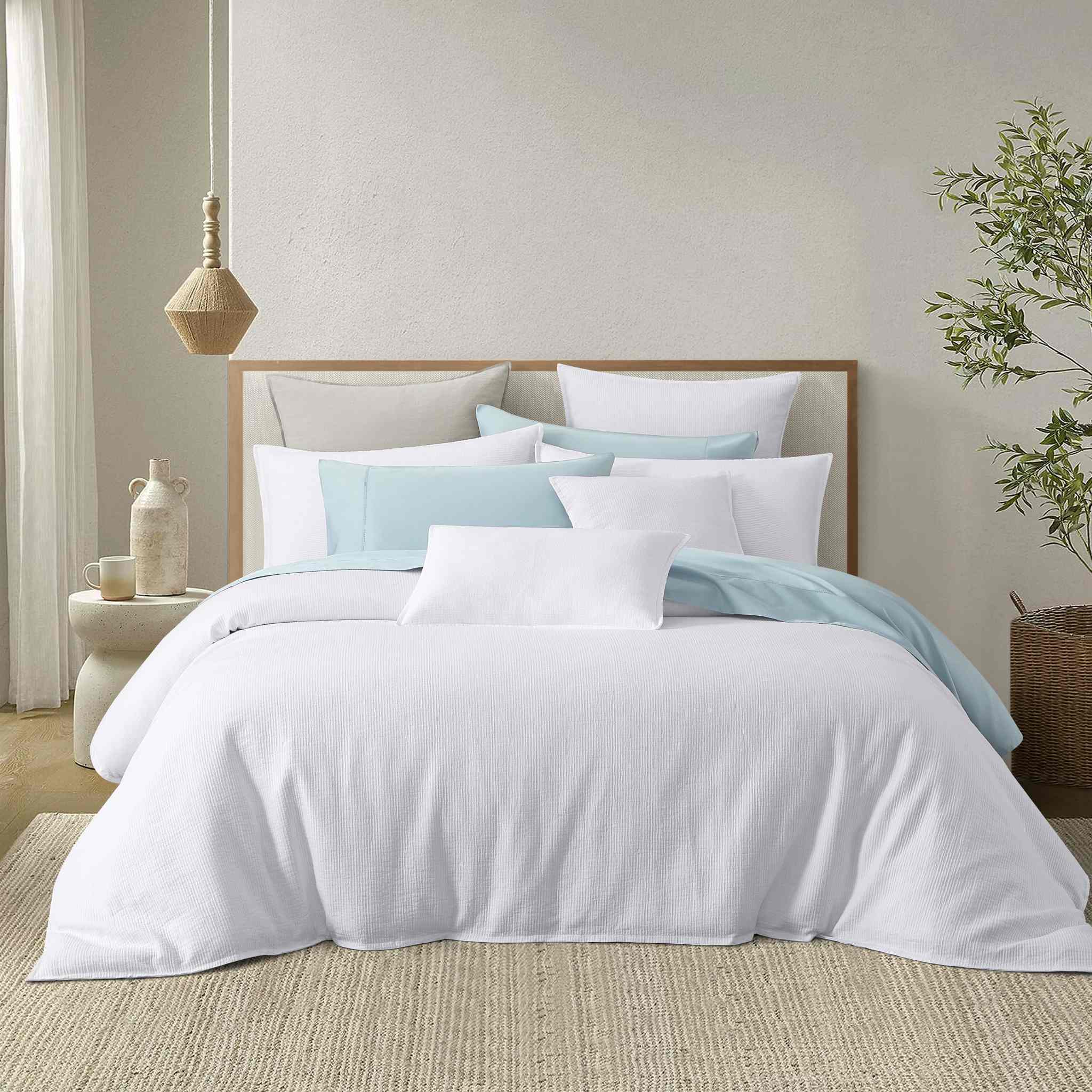 Chaucer White Duvet Cover Set
