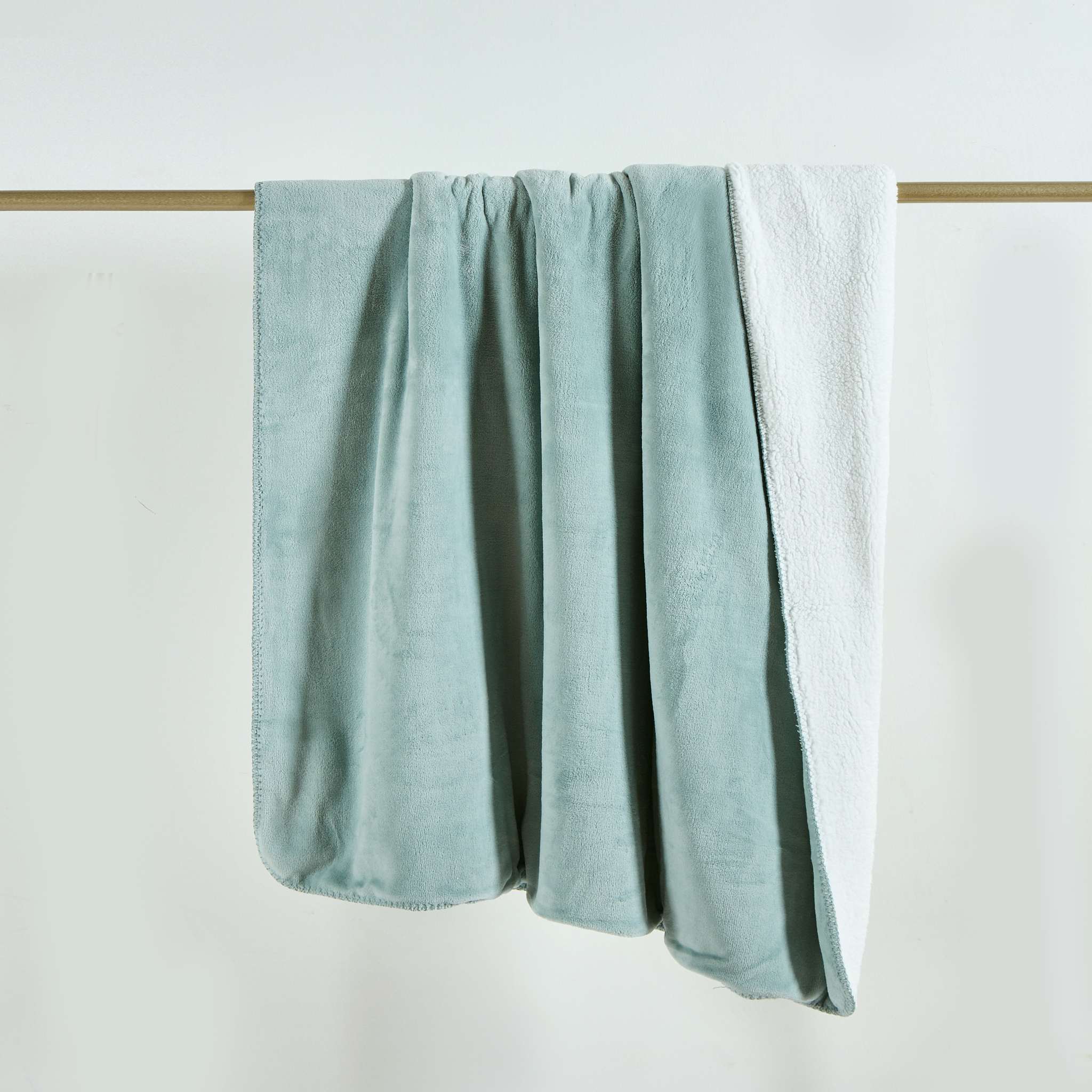 Ether Sherpini Throw/Blanket