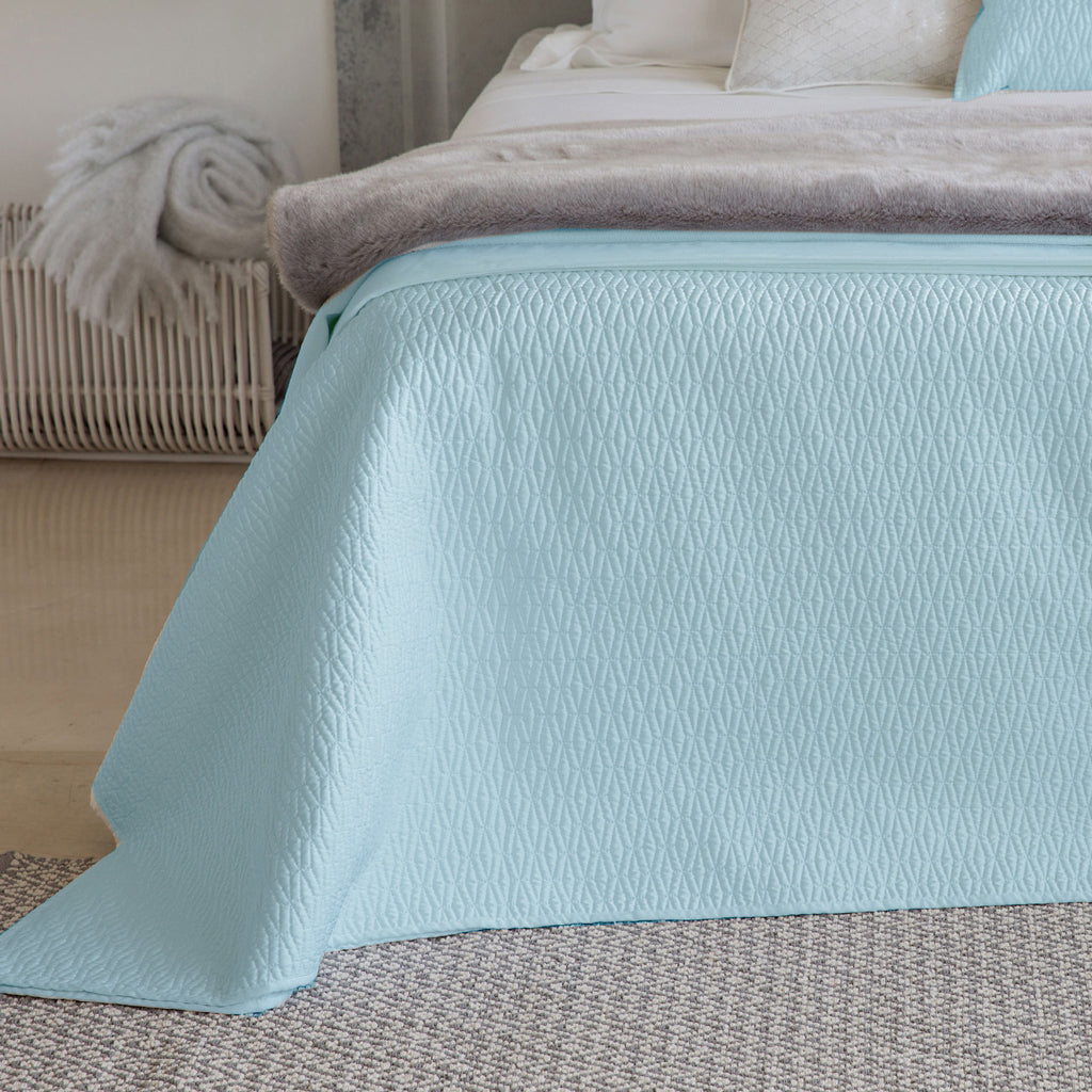 Diamond Coverlet Set