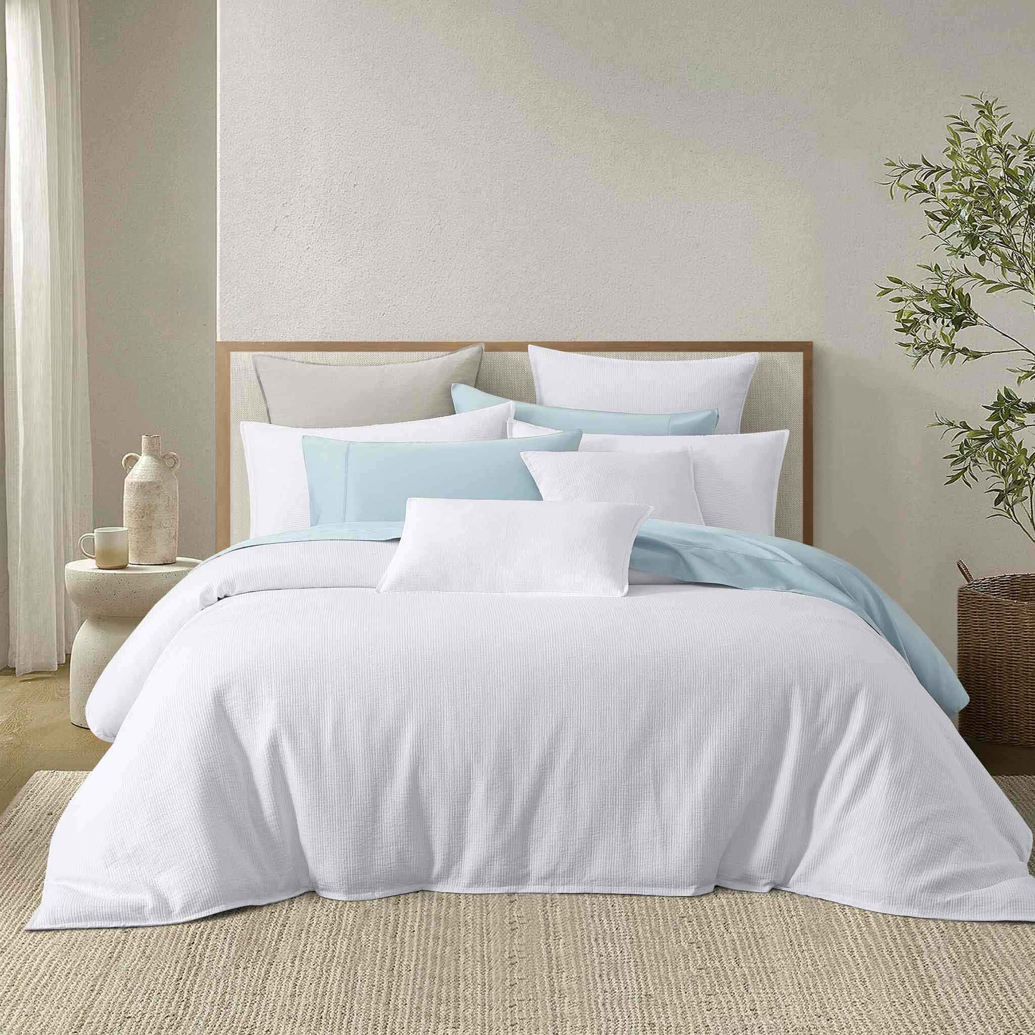 Chaucer White Duvet Cover Set